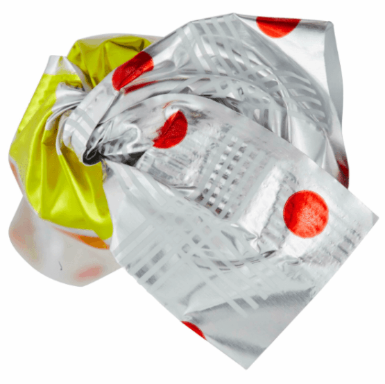 Hard Nougat with hazelnut coated in chocolate - Image 3