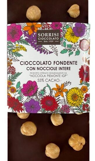 Dark Chocolate with Whole Hazelunts from Piemonte - boella e sorrisi